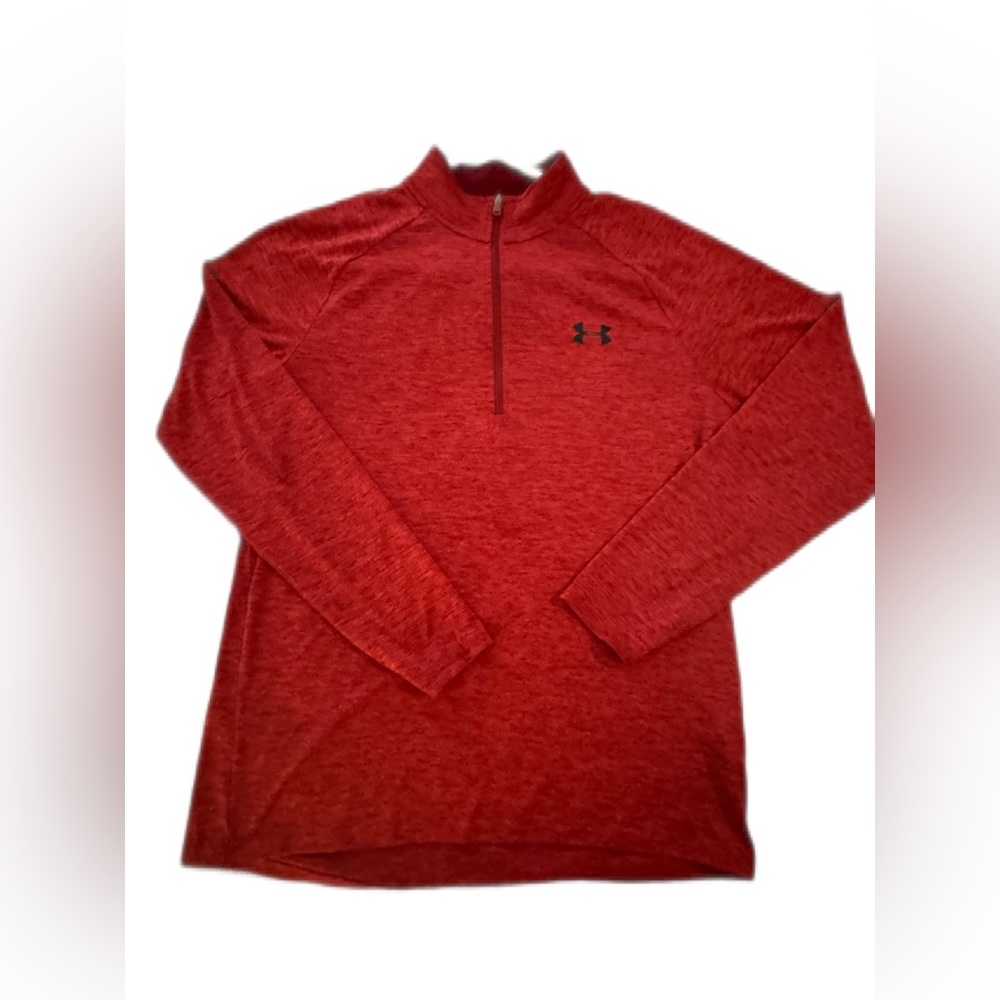 Under Armour Loose Fit 1/4 Zip. Great condition, rarely worn. Smoke free home.